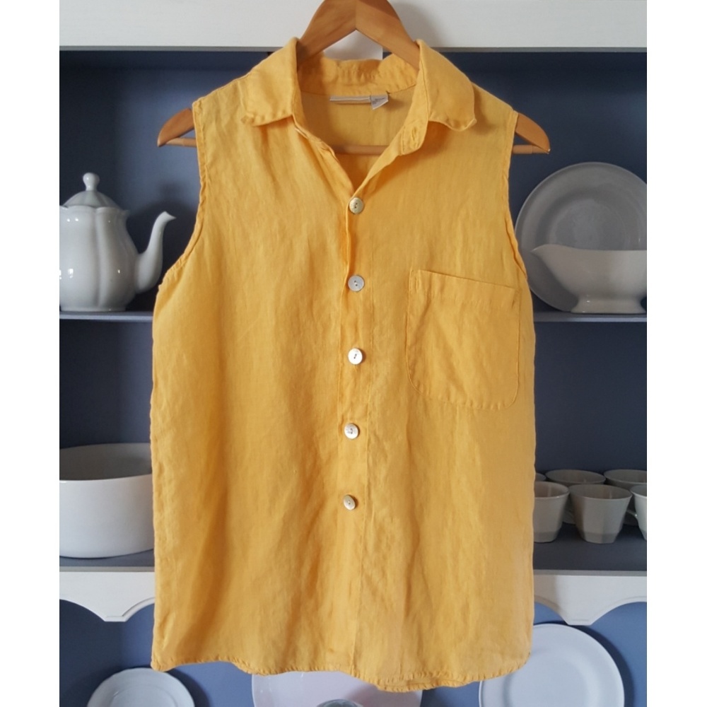 Chico's 100% Linen Button Down Sleeveless Top